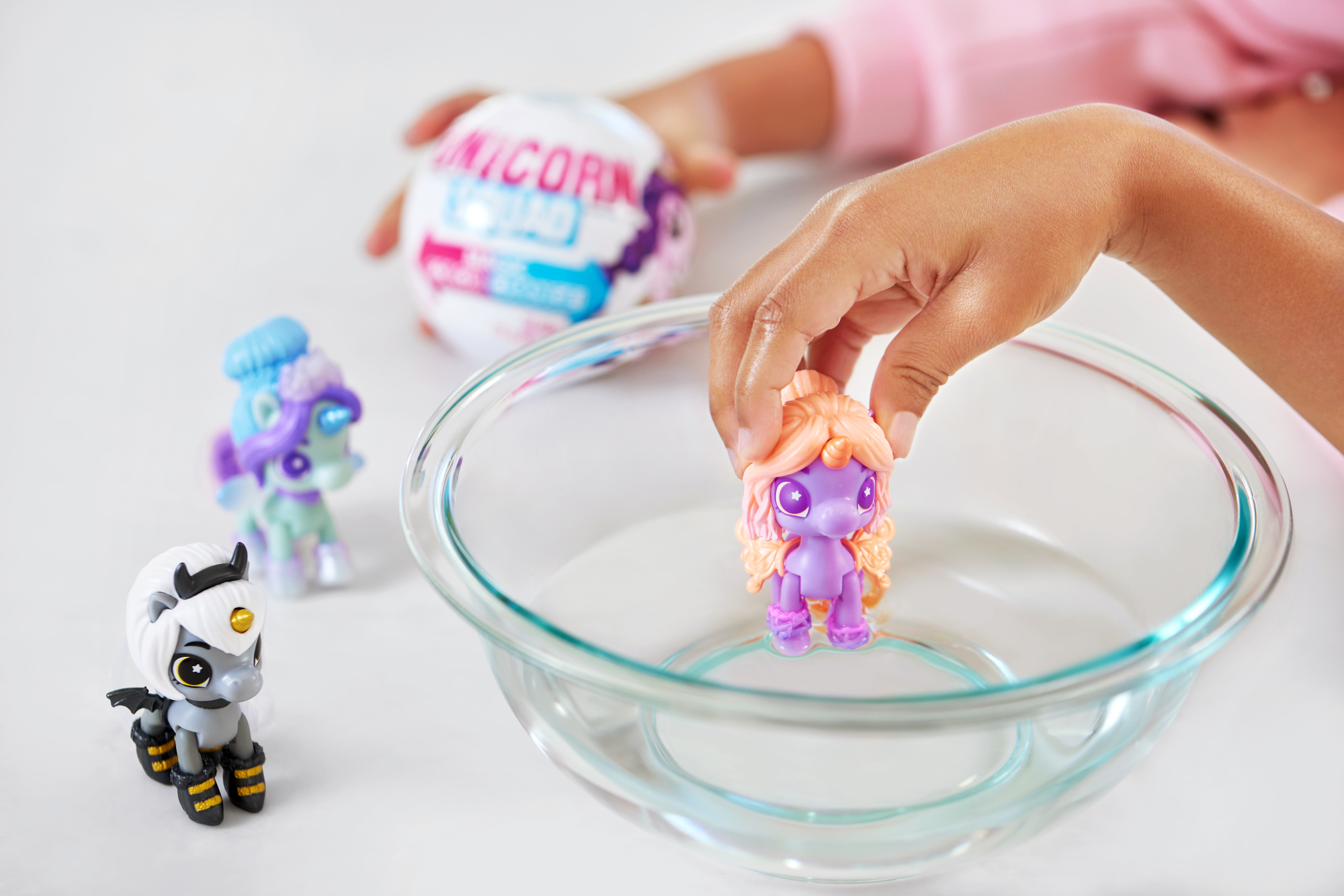 Капсула-сюрприз ZURU 5 Surprise "Единорожки" S7 хамелеон с акс. в асс., дисплей-бокс 12шт.