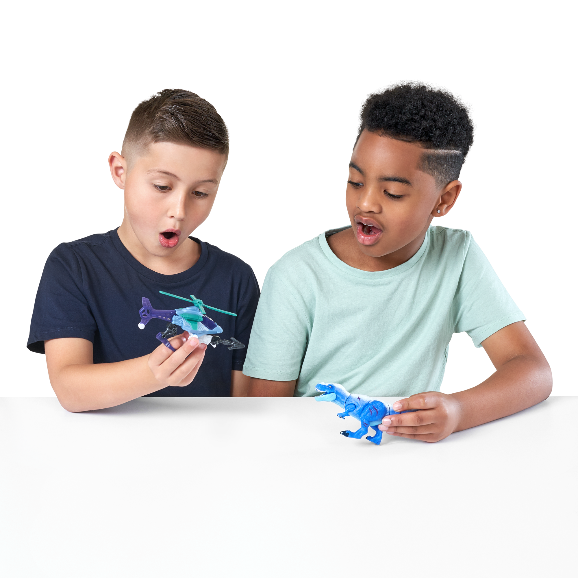 ZURU 5 Surprise "Дино-битвы" S6 с акс., игрушка-сюрприз, дисплей-бокс 13шт.