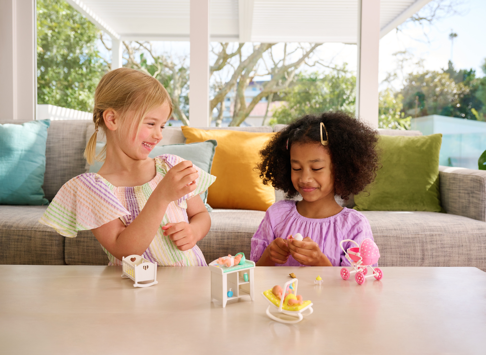 Капсула-сюрприз ZURU 5 Surprise "Мой малыш" S1 с акс. в асс., дисплей-бокс 13шт.