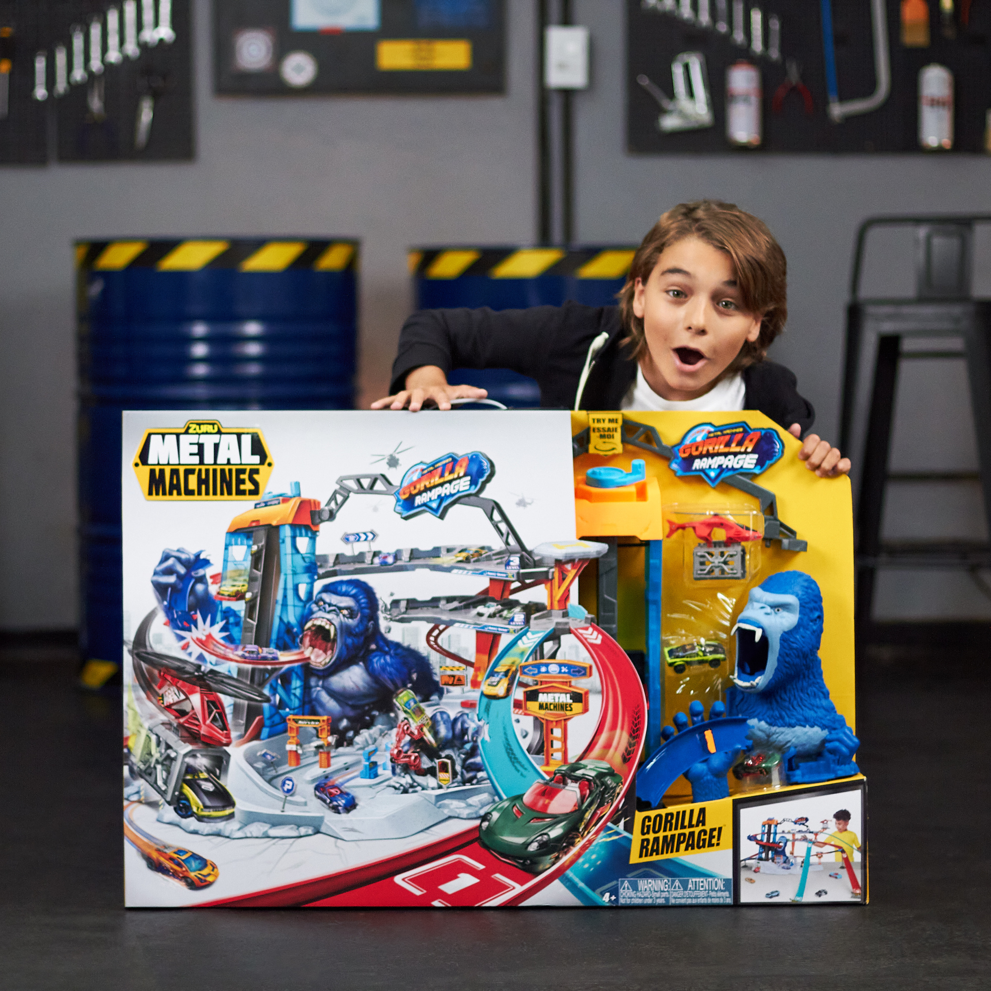 Набор ZURU Metal Machines, трек "Атака гориллы" с машинкой S1, средний