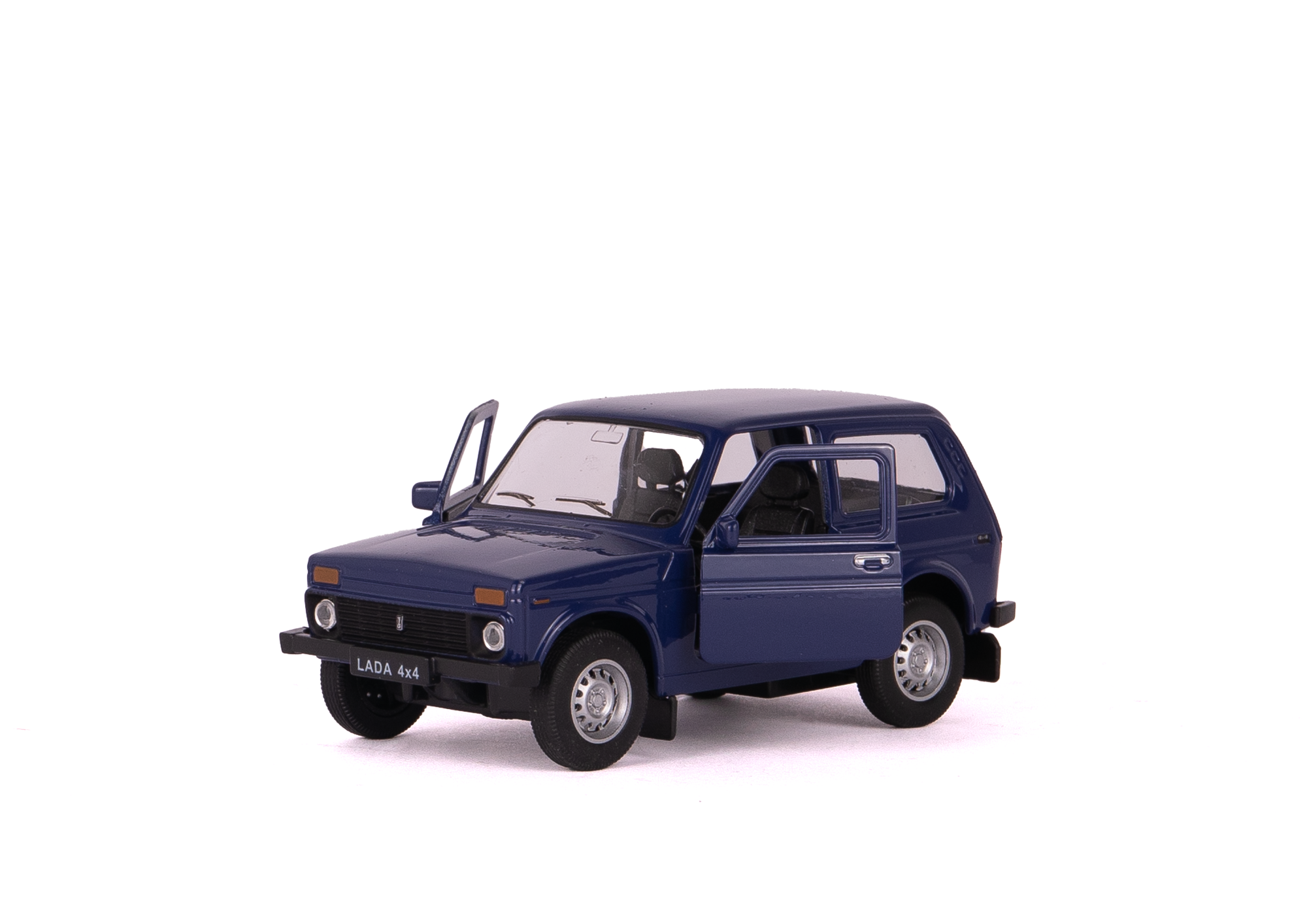 Машинка WELLY 1:38 LADA Niva, пруж. мех., цвет в асс.