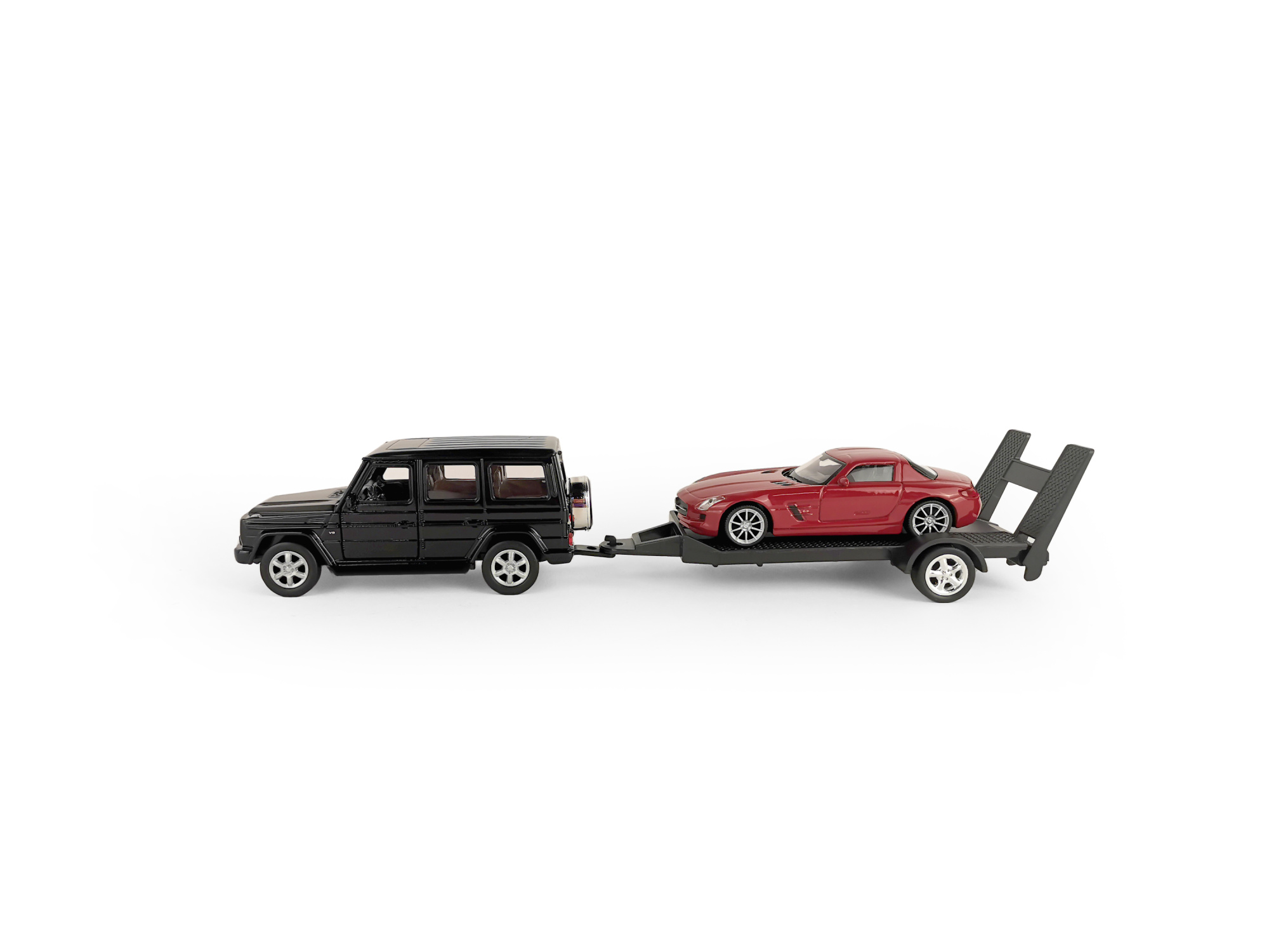 Набор WELLY 1:38, Mercedes-Benz G-Class, Mercedes-Benz SLS AMG, с прицепом, 2 шт. Набор WELLY 1:38, Mercedes-Benz G-Class, Mercedes-Benz SLS AMG, с прицепом, 2 шт.