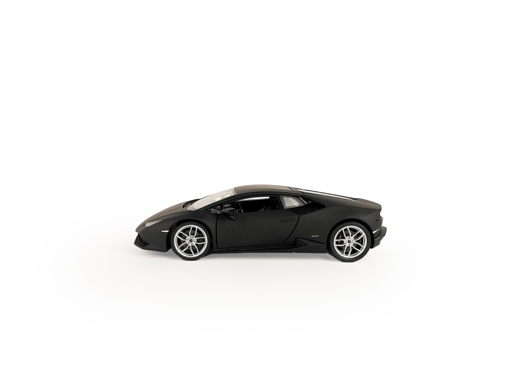 Машинка WELLY 1:24 Lamborghini Huracan Coupe, черный матовый