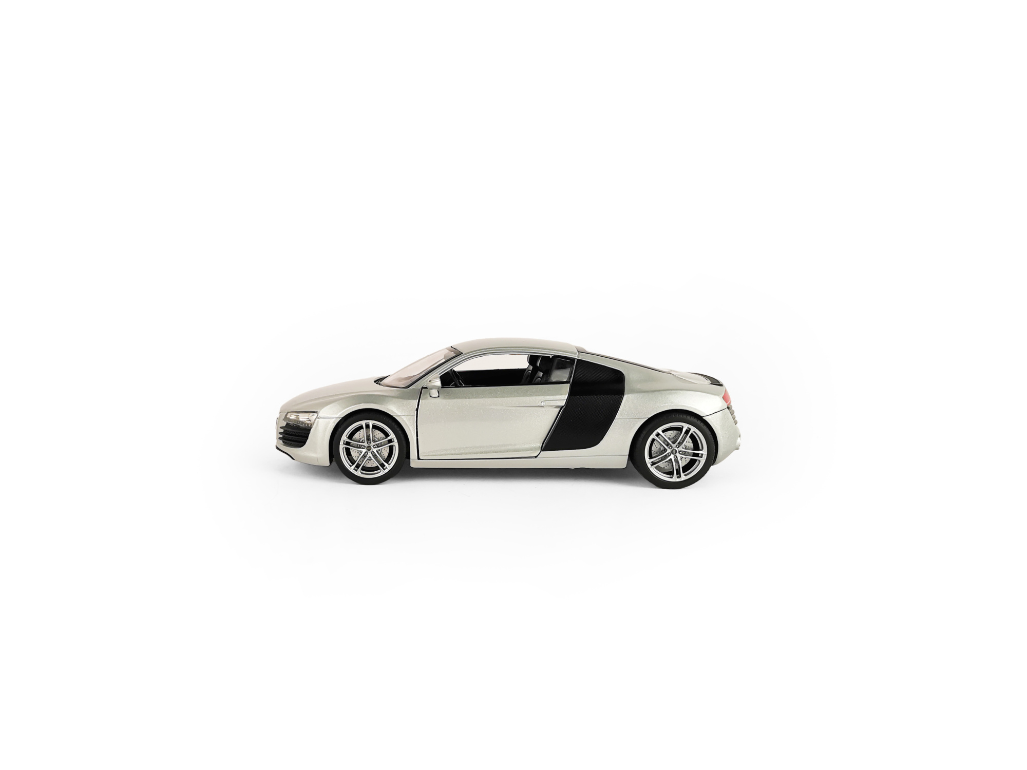 Машинка WELLY 1:24 Audi R8 Coupe, серебристый